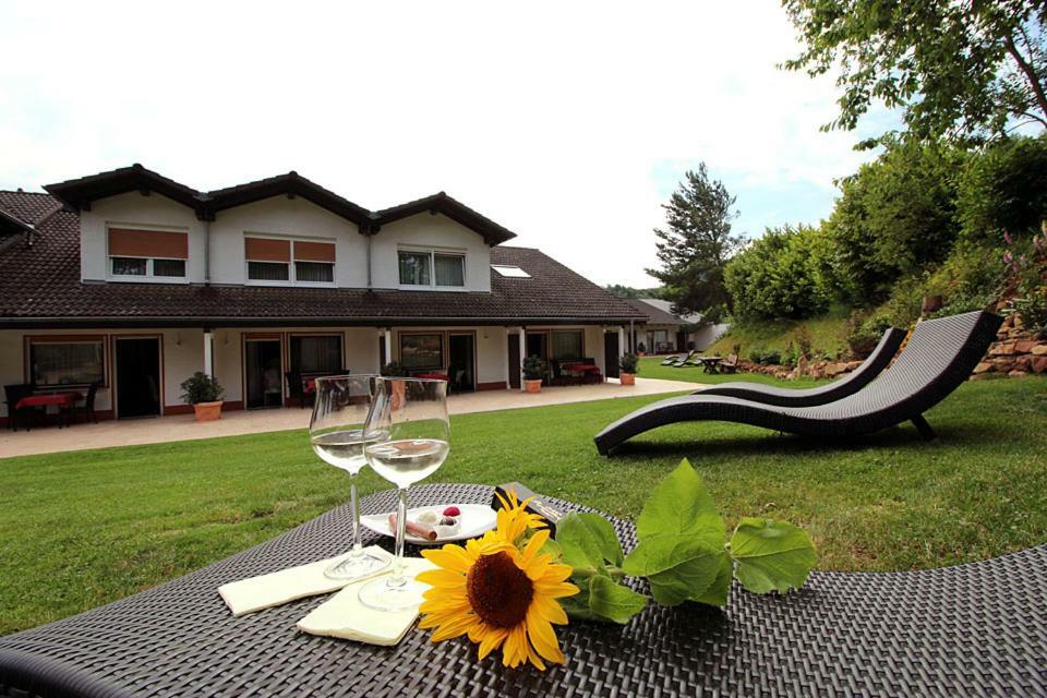 Pension Bergterrasse Annweiler am Trifels Kültér fotó